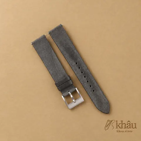 Vintage Black Maya Vegetable Tanned Calfskin Leather Slim Watch Strap — front view