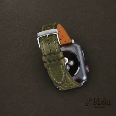 Rally Olive Waxed Badalassi Carlo Leather Apple Watch Band — additional view