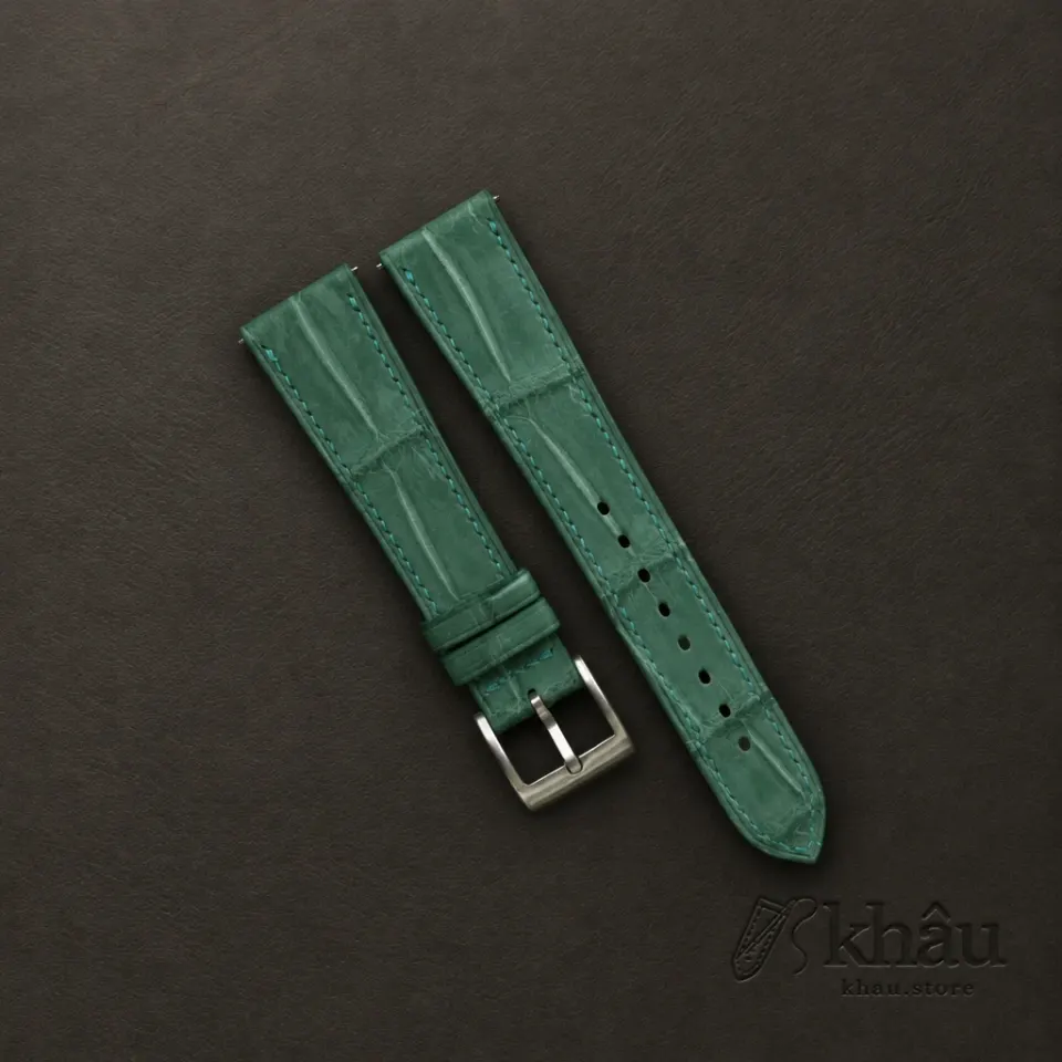 Nubuck Green Alligator Leather Watch Strap — front view