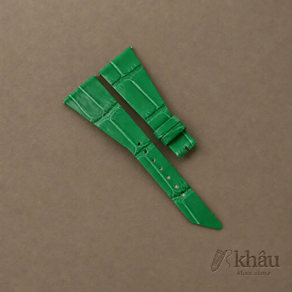 Asymmetric Light Green Alligator Leather Watch Strap — front view