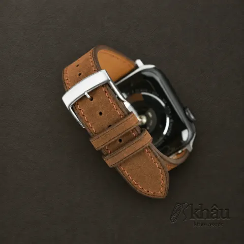 Spanish Brown Crazy Horse Leather Apple Watch Band — additional view