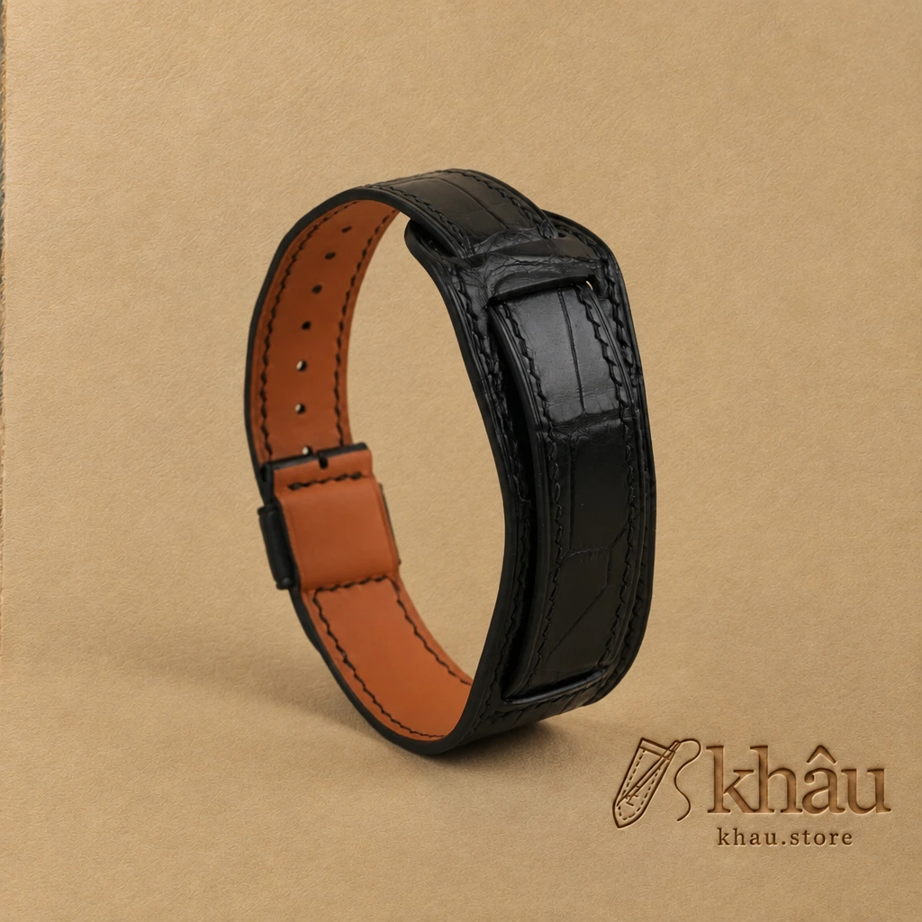 Vintage Black Alligator Leather Bund Strap — front view
