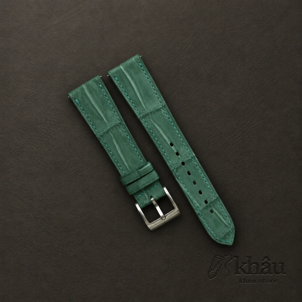 Nubuck Green Alligator Leather Watch Strap — front view