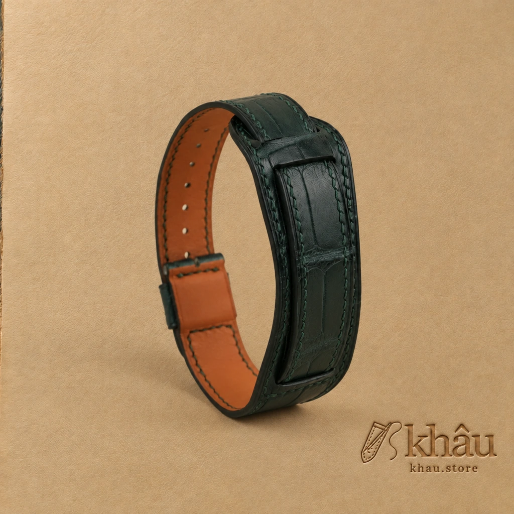 Vintage Dark Green Alligator Leather Bund Strap — front view